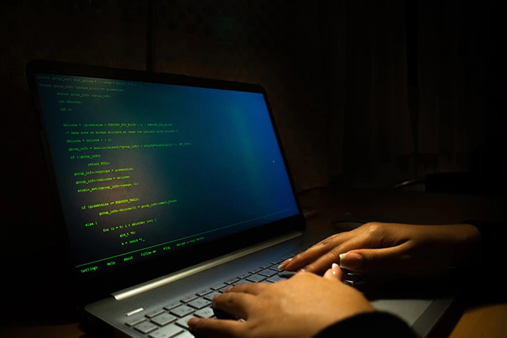 Ciberataques, Fraudes e Phishing Ciberataques, Fraudes e Phishing